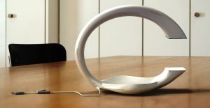 SILVER-WINNER-O2O-Lamp-Minimalist-and-Contemporary-Lighting-Aesthetics-Lighting-Annelie-Daniela-.jpg